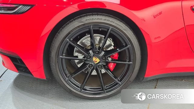 Porsche 911(992) id 5022855 из Кореи 26