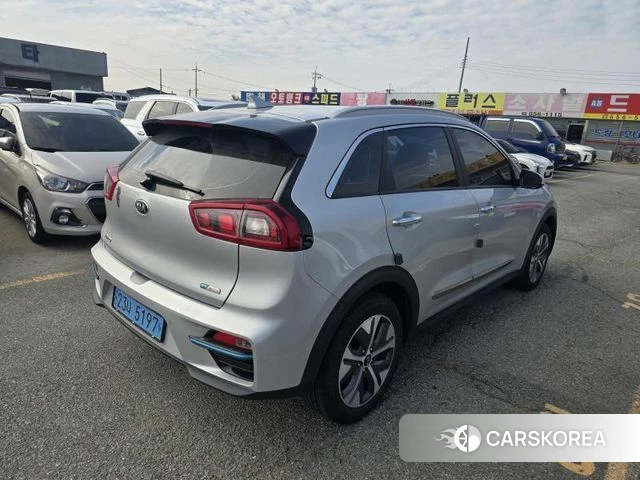 Kia Niro EV id 5013090 из Кореи 10