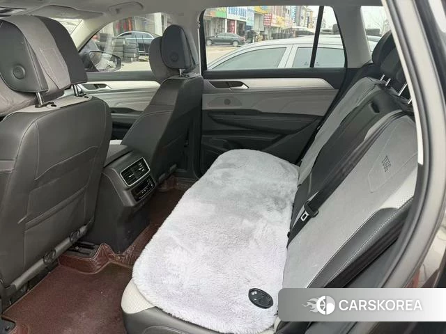 Volkswagen Tavendor 2023 Черный из Китая, фото 6