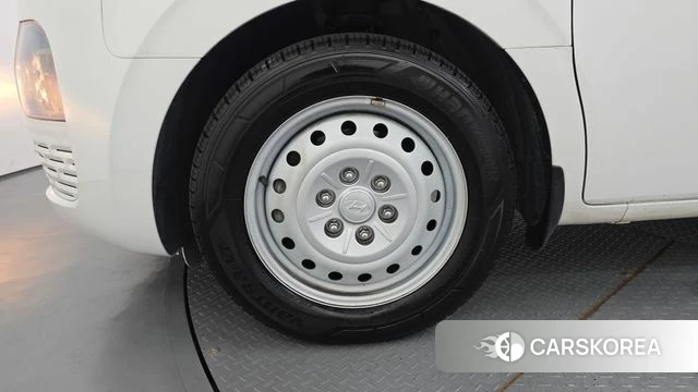 Hyundai Staria id 4958980 из Кореи 15