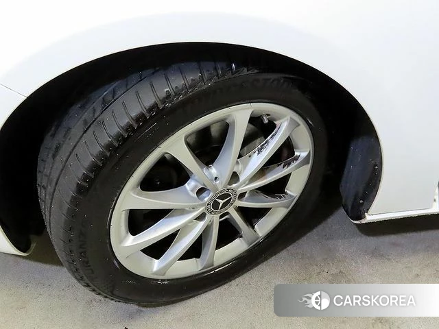 Mercedes-Benz A-Class W177 2020 Белый из Кореи, фото 5