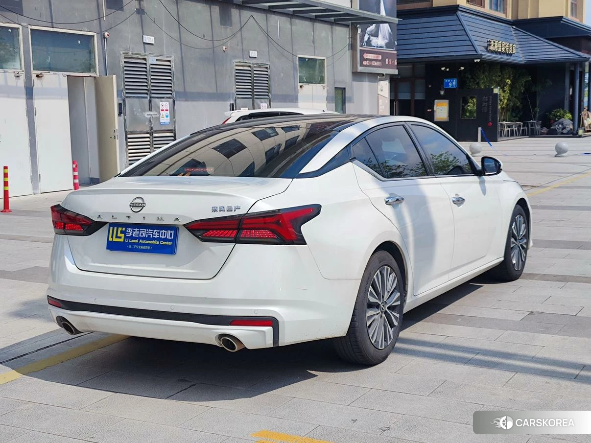 Nissan Altima 2022 Белый из Китая, фото 5