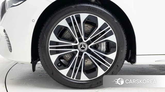 Mercedes-Benz E-Class W214 id 5015654 из Кореи 10