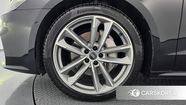Audi A7 (4K) id 4952388 из Кореи 32