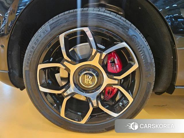 Rolls-Royce Cullinan id 4674909 из Кореи 9