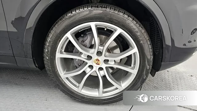 Porsche Cayenne (PO536) id 3686215 из Кореи 15