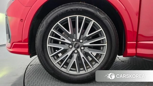 Audi Q3 (F3) id 5046950 из Кореи 27