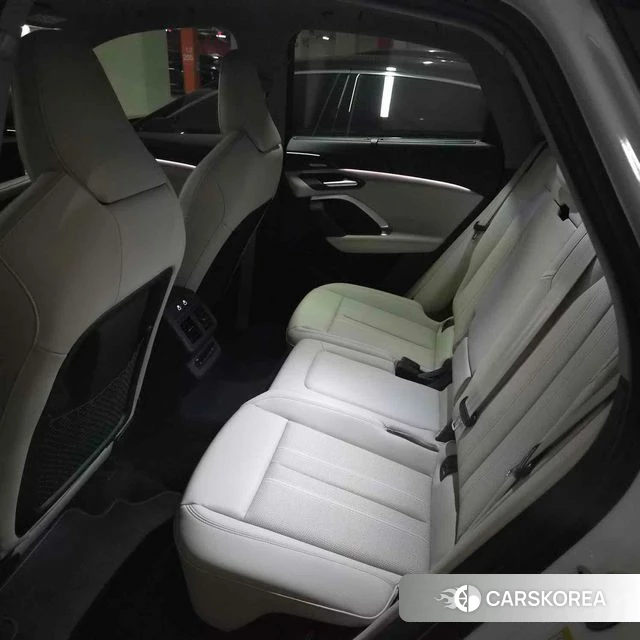 Audi Q5 (80A) 2025 Белый из Кореи, фото 5