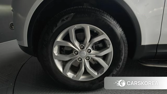 Land Rover Discovery 5 id 4918886 из Кореи 26