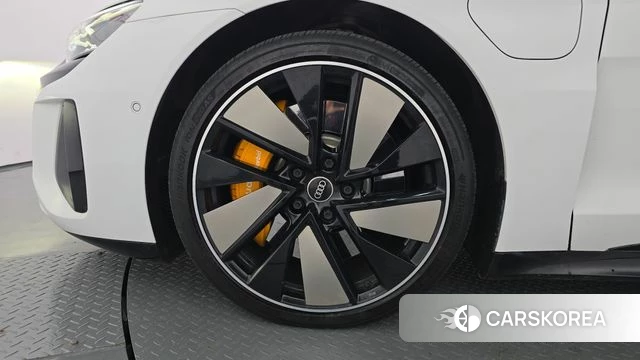 Audi e-Tron GT id 5027930 из Кореи 29