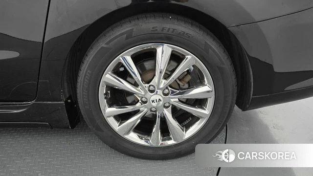 Kia The New Carnival id 4977828 из Кореи 25