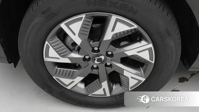 Ssangyong Torres EVX id 4980585 из Кореи 15