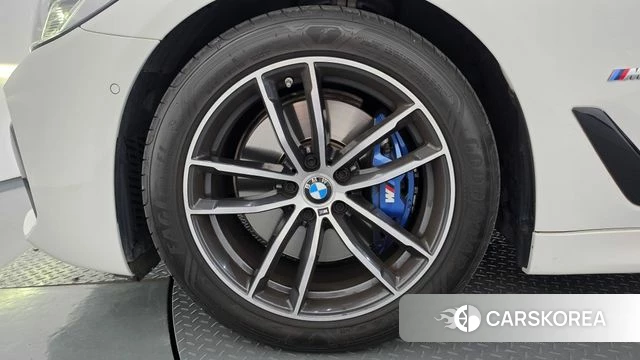 BMW 5 Series (G30) id 5033683 из Кореи 30