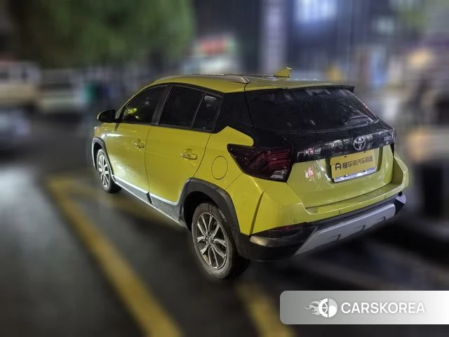 Toyota Yaris L 2021 Желтый из Китая, фото 5