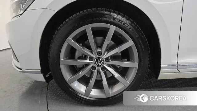 Volkswagen Passat GT (B8) id 3934783 из Кореи 15