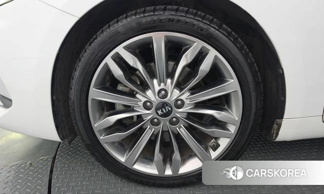 Kia K7 Premier id 4982837 из Кореи 29