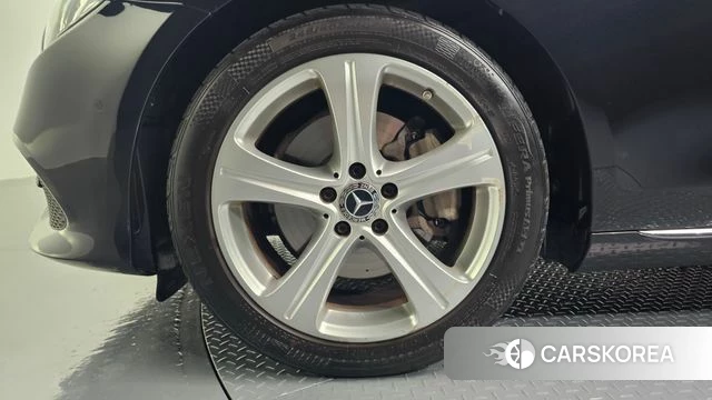 Mercedes-Benz E-Class W213 id 5018976 из Кореи 28