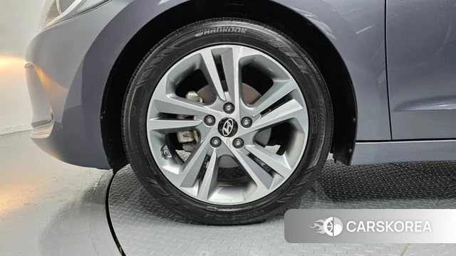 Hyundai Avante AD id 4960387 из Кореи 25