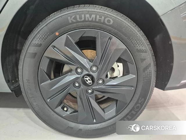 Hyundai Avante (CN7) id 5002970 из Кореи 15