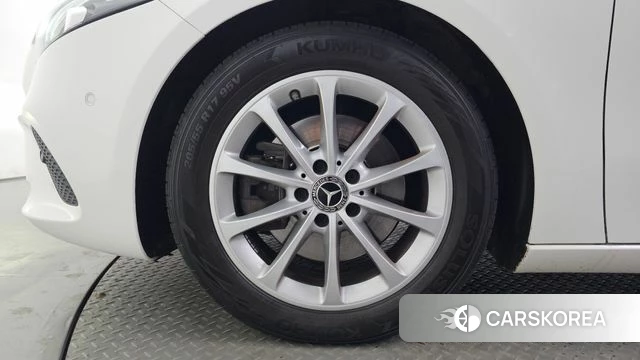 Mercedes-Benz A-Class W177 id 5018151 из Кореи 15