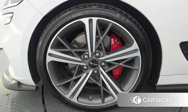 Genesis The New G70 id 5002119 из Кореи 28