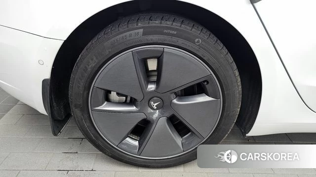 Tesla Model 3 id 4763746 из Кореи 28