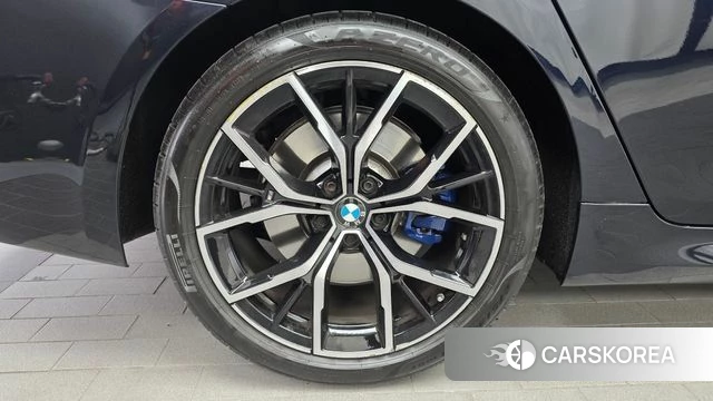 BMW 5 Series (G30) id 5002216 из Кореи 27