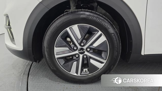 Kia The New Niro id 5047366 из Кореи 15