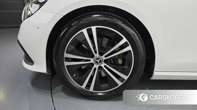 Mercedes-Benz E-Class W213 id 5012778 из Кореи 31