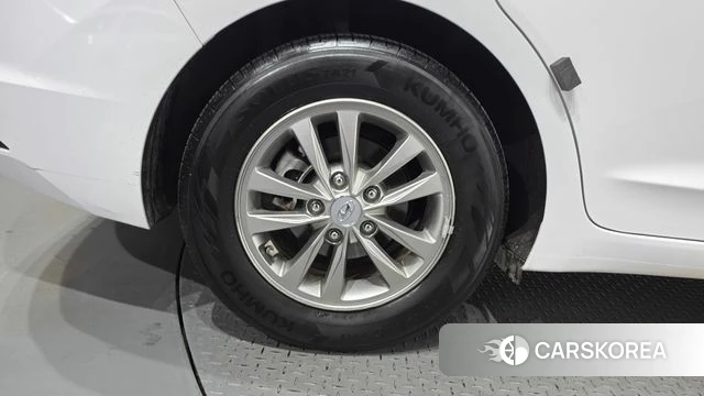 Hyundai The New Avante AD id 4982776 из Кореи 25
