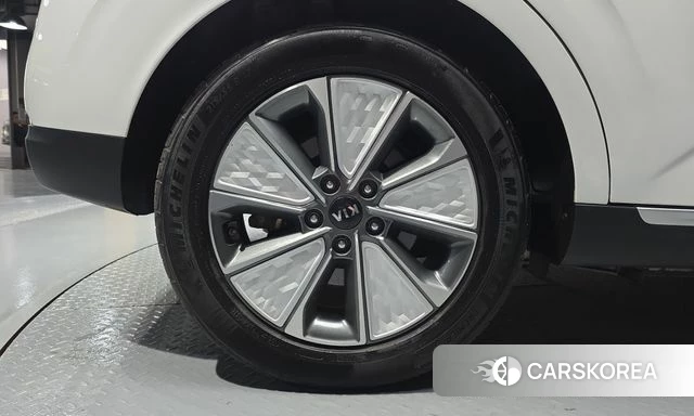 Kia Soul Booster EV id 4937445 из Кореи 29