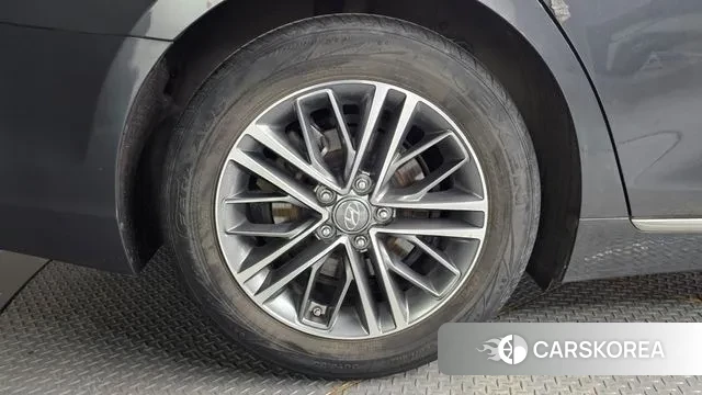 Hyundai Grandeur IG id 3330483 из Кореи 15
