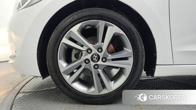 Hyundai Avante AD id 4967694 из Кореи 15