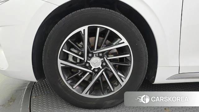 Hyundai The New Grandeur IG id 5028531 из Кореи 29