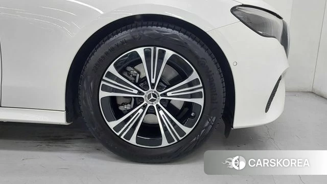 Mercedes-Benz E-Class W214 id 4941141 из Кореи 12