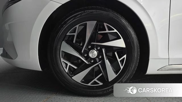 Hyundai The New Grandeur IG Hybrid id 5012332 из Кореи 29