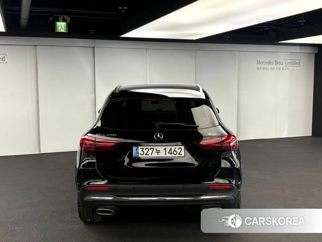 Mercedes-Benz GLA - Class H247 2026 Черный из Кореи, фото 6