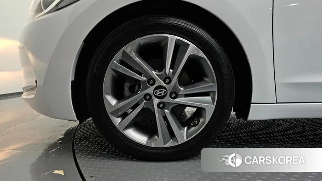 Hyundai Avante AD id 4785822 из Кореи 15