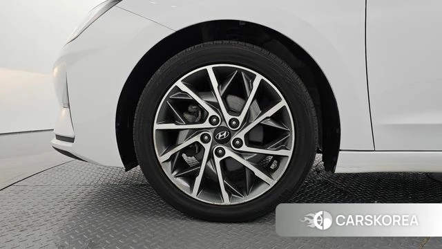 Hyundai The New Avante AD id 4960102 из Кореи 25