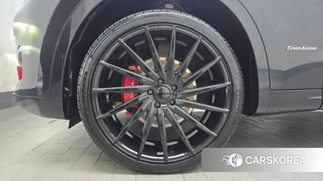 Maserati Levante id 4986918 из Кореи 28