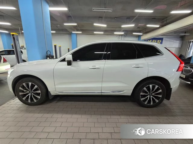 Volvo XC60 second Generation 2024 Белый из Кореи, фото 5