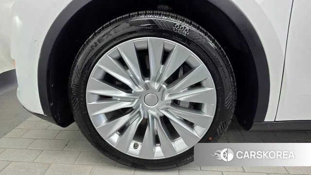 Tesla Model Y id 4936508 из Кореи 25