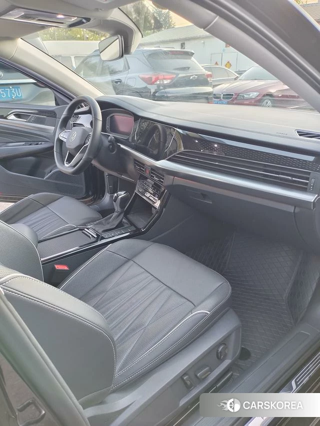 Volkswagen Passat 2023 Черный из Китая, фото 5