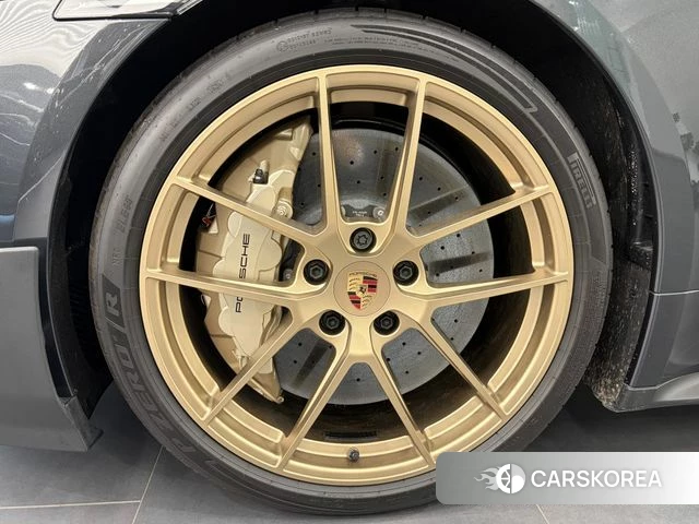 Porsche Taycan id 4612220 из Кореи 14