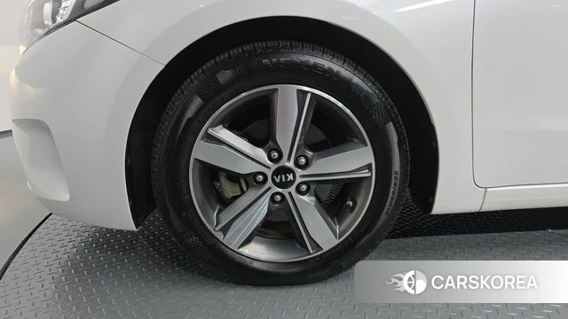 Kia The New K3 id 4988568 из Кореи 15
