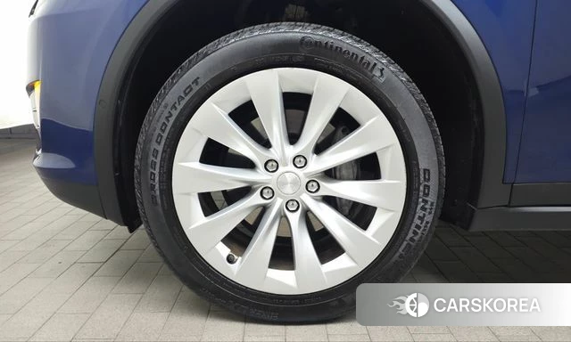 Tesla Model X id 4998467 из Кореи 15