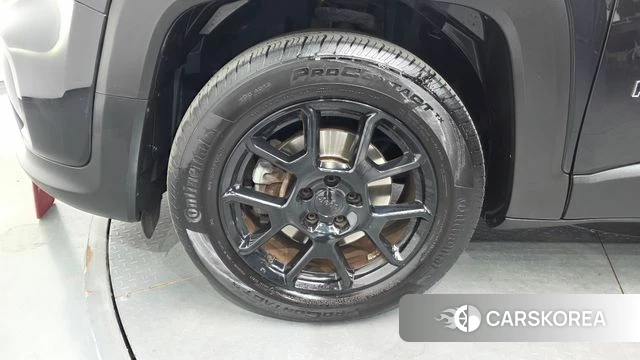 Jeep Renegade id 5028477 из Кореи 15