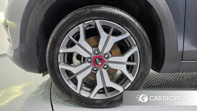 Kia Seltos id 5003369 из Кореи 15