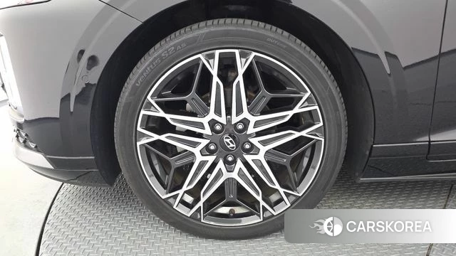 Hyundai Grandeur Hybrid (GN7) id 4783745 из Кореи 31