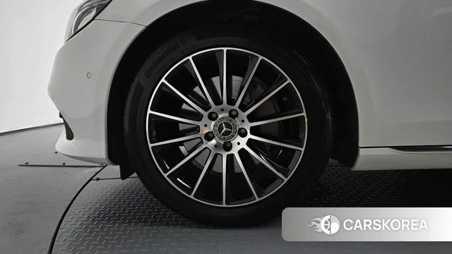 Mercedes-Benz E-Class W213 id 4960191 из Кореи 32